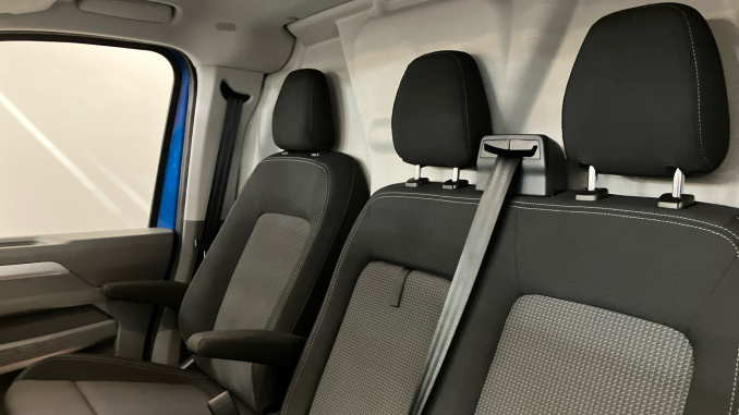 Volkswagen Transporter T32 Lwb Electric 160kW 70kWh Commerce Pro S Van Auto [5 Plus] - Image 16